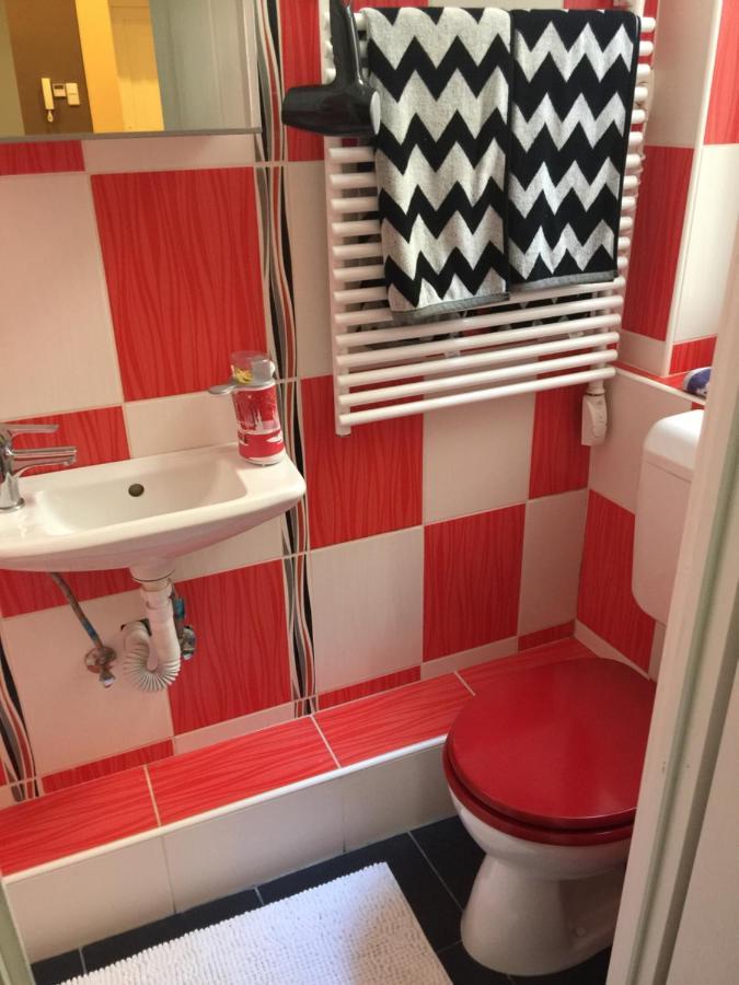 Voeroesmarty Ter Apartman Szekesfehervar Bagian luar foto